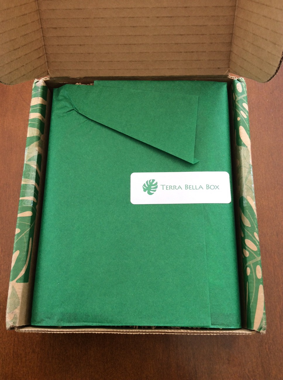 TerraBella Subscription Box May 2016 opening