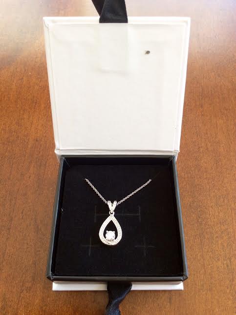 Cate & Chloe Jewelry Subscription Box August 2016 Review Arabella muse 18k white gold plated necklace