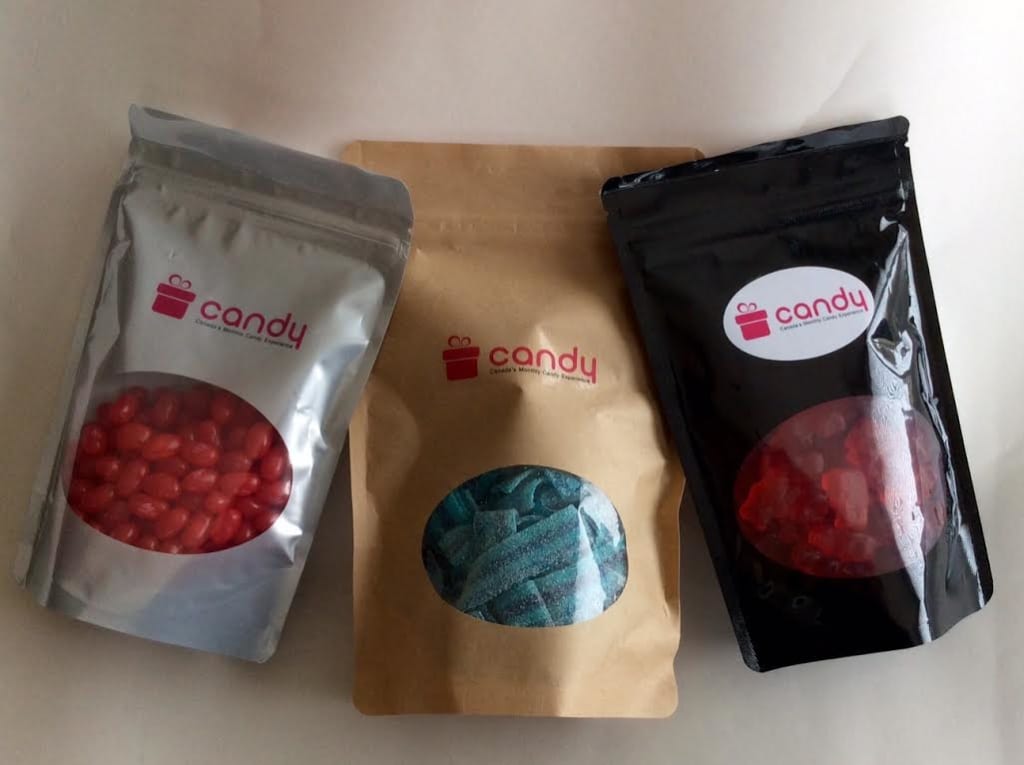 candy-ca-candy-canada-monthly-subscription-box-october-2016-review-jelly-belly-red-very-cherry-albanses-raspberry-gummi-bears-sourpower-berry-blue-belts