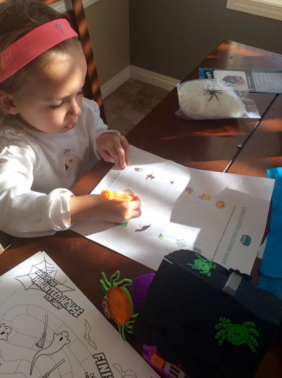 curiosity-box-kids-subscription-october-2016-review-halloween-haunted-house-skeleton-spider-webs-pumpkins-games-crafts-18