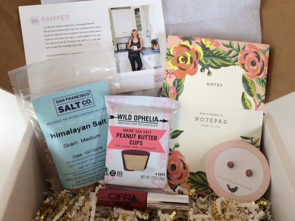 mommy-mailbox-happy-mom-women-pamper-subscription-box-november-2016-review-7