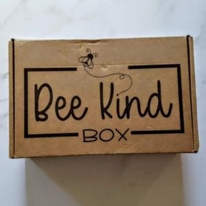 Bee Kind Subscription Box Review + Unboxing | June 2018