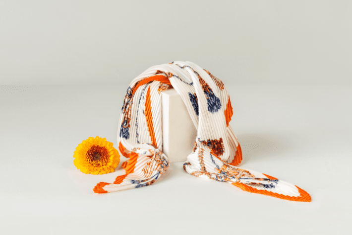 Curateur Spring 2022 Spoilers Bindya Chain Scarf (Choice Item 2)