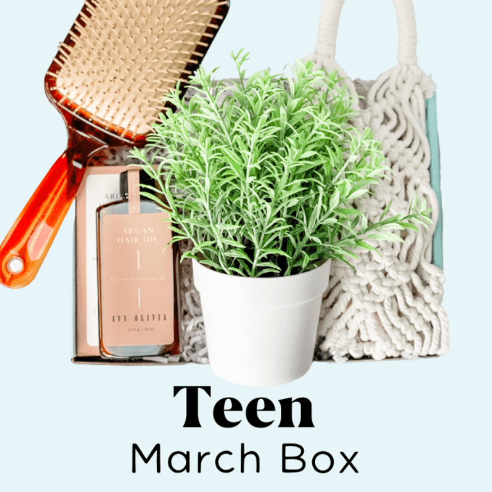 STRONG Selfie March 2022 Box Full Spoilers Teen Box
