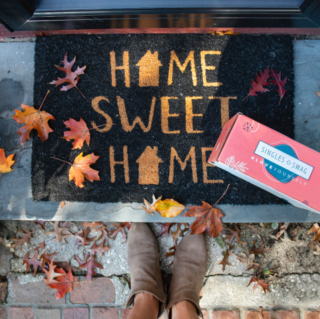 SinglesSwag Spoilers + Save 40% OFF